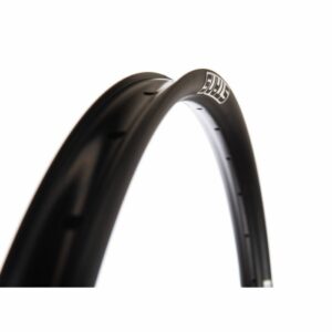 Cerchio Stan's No Tubes FLOW EX3 - 32 fori