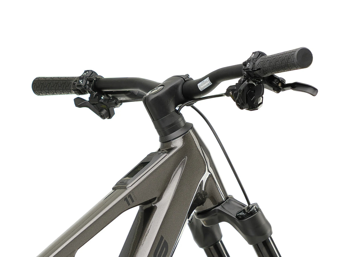 Crussis ONE-Full 11.11 (800 Wh)