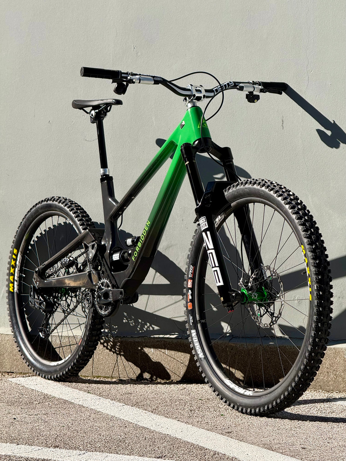 Forbidden Dreadnought Soylent Green S3 - Black Crew Custom Build